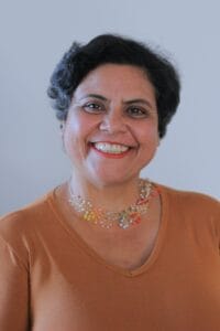 Foto da advogada Liria Lara