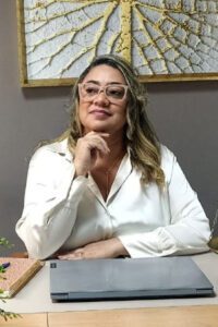 Foto da advogada Renata Roque
